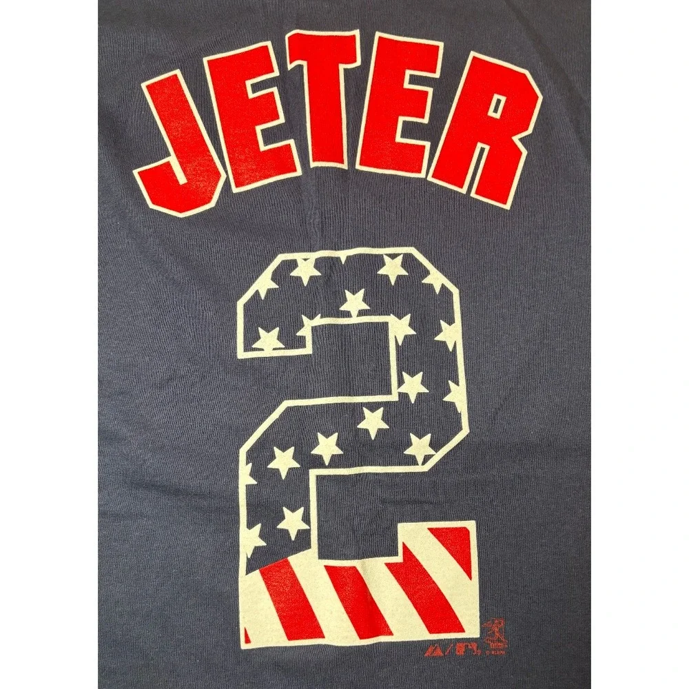 Vintage Derek Jeter Majestic Yankees T-Shirt | Blue | Small